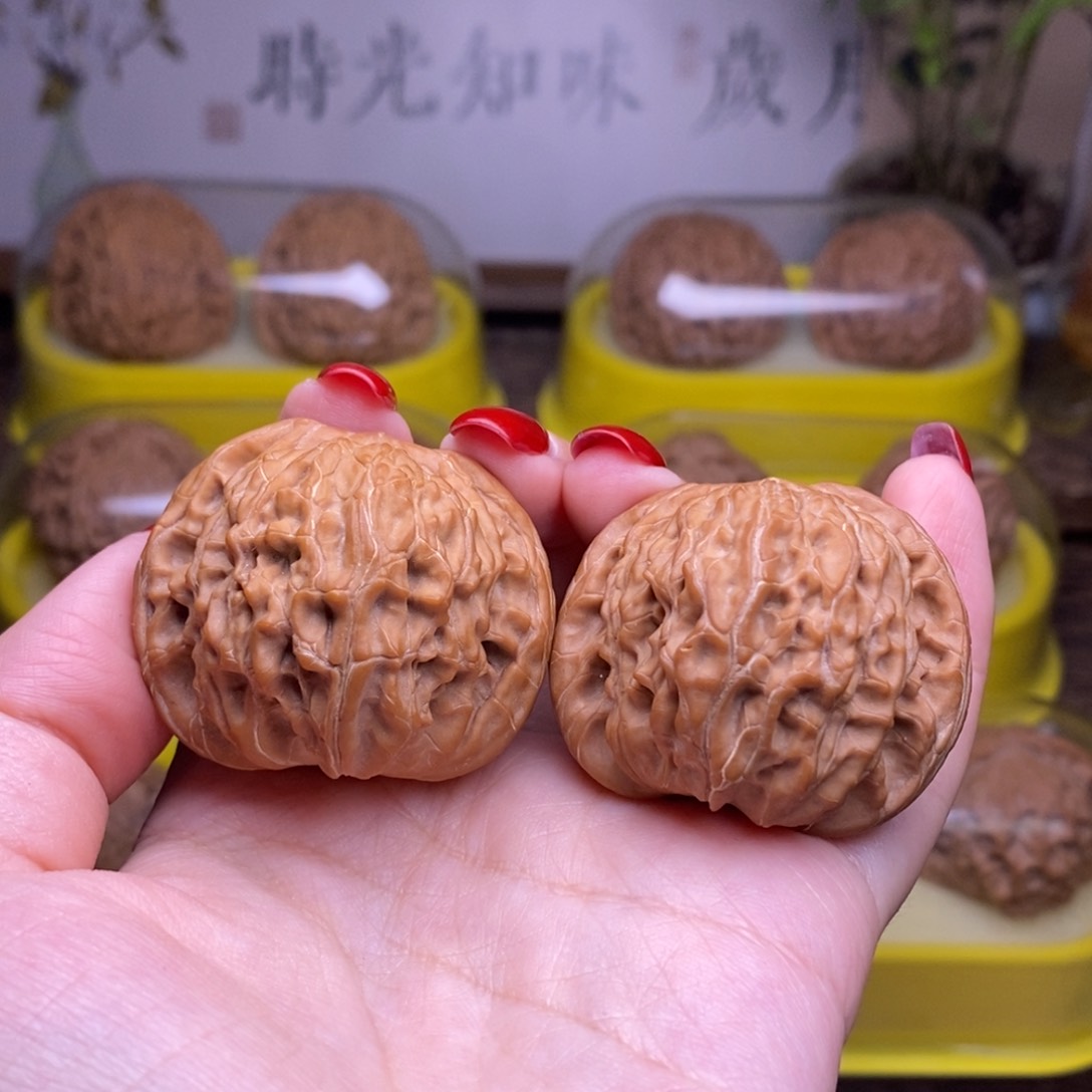 文玩核桃把件一**奶全品39+山地磨盘1919