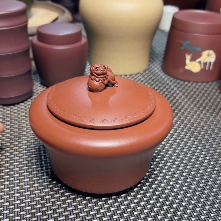 紫砂茶叶罐中高端紫砂茶叶罐