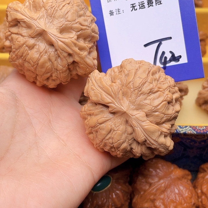 把件文玩核桃张文玩核桃龙鼎42
