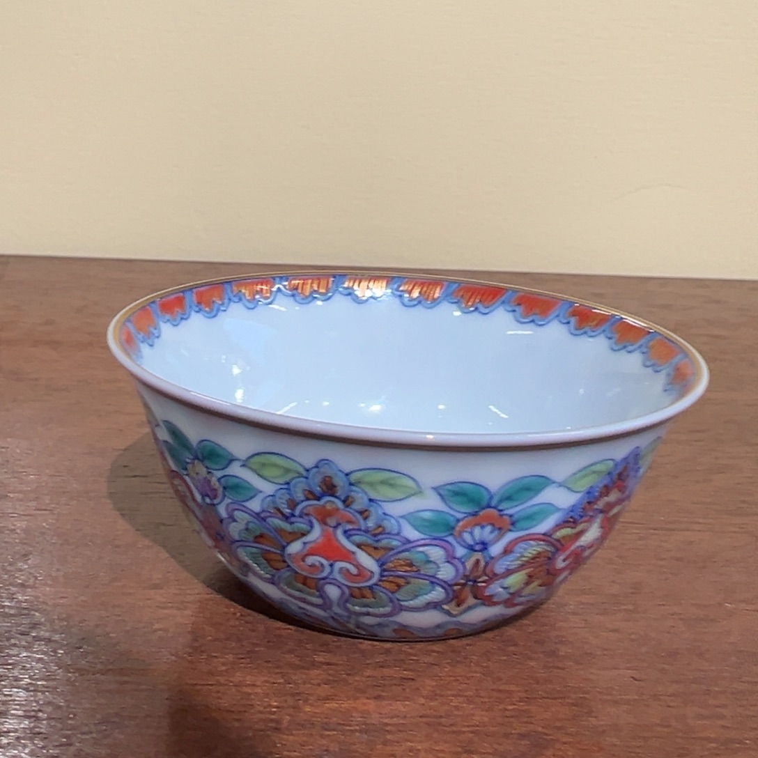 H冉月观隐石榴花撇口杯