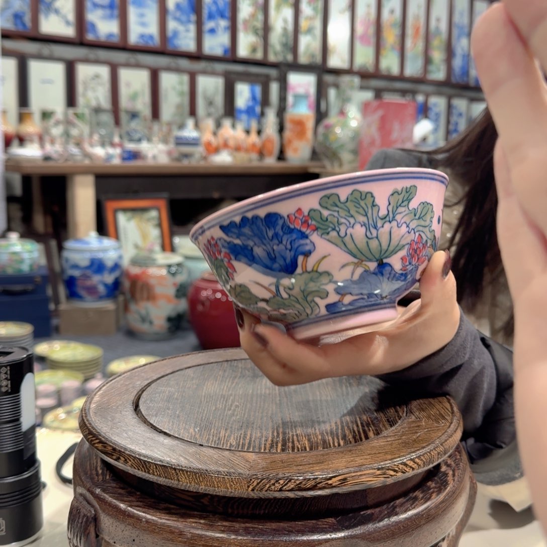 摆件瓷/////景德镇陶瓷瓷器。