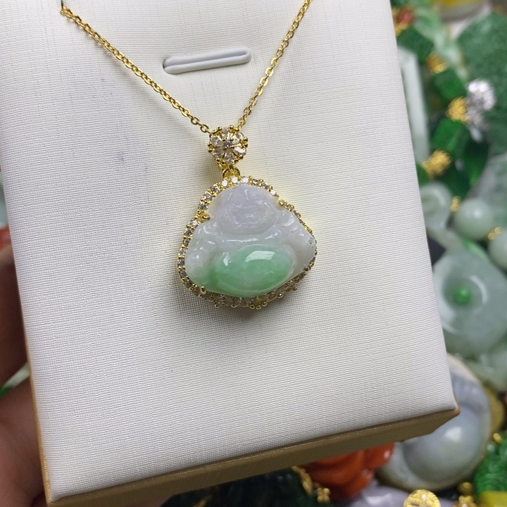 翡翠未镶嵌吊坠(赠链)