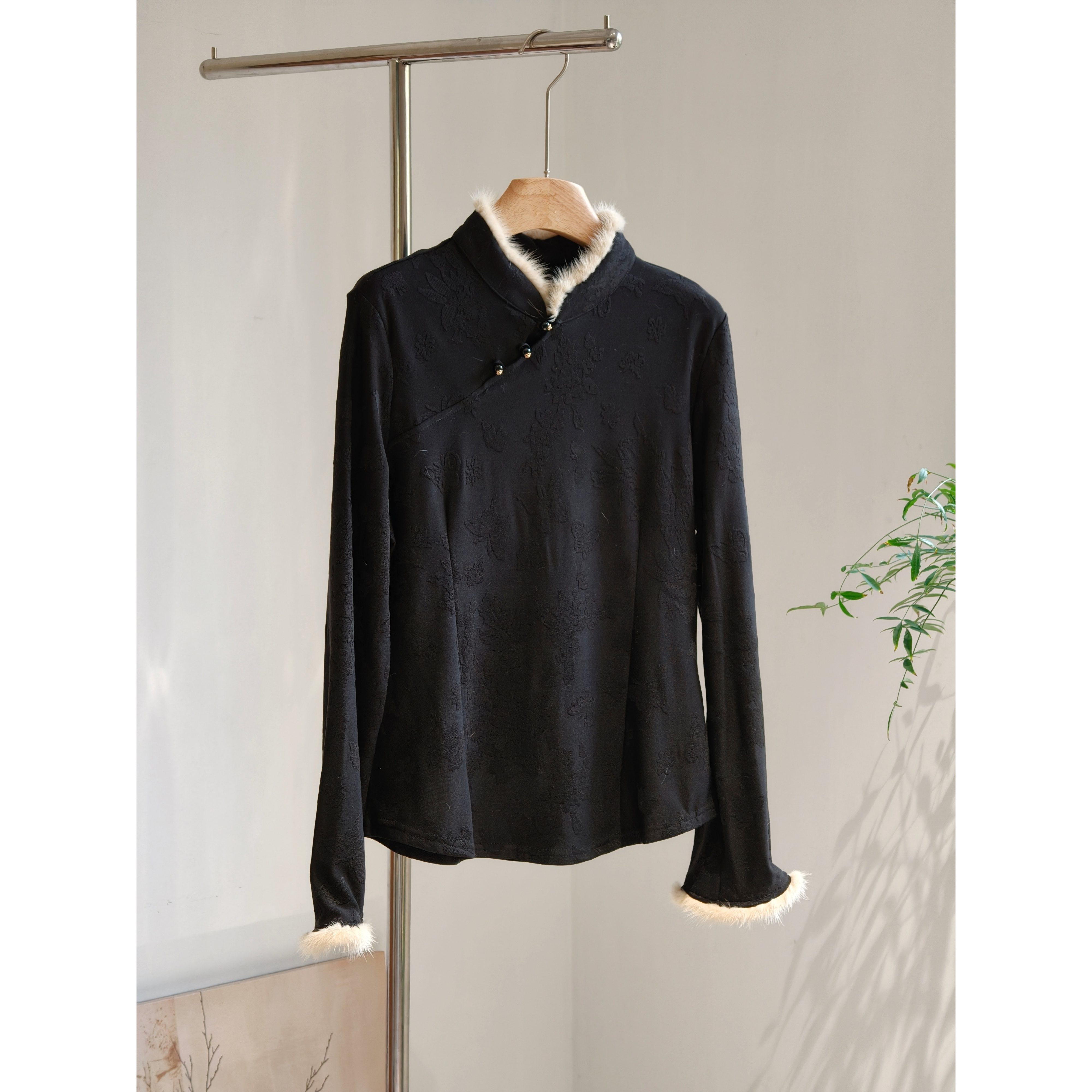 水貂毛立领斜襟新中式加绒打底衫女国风长袖内搭白黑红柔软弹力冬