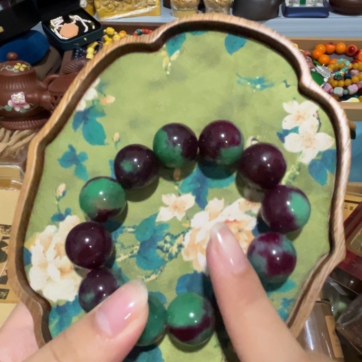 绿泥——————————————————————