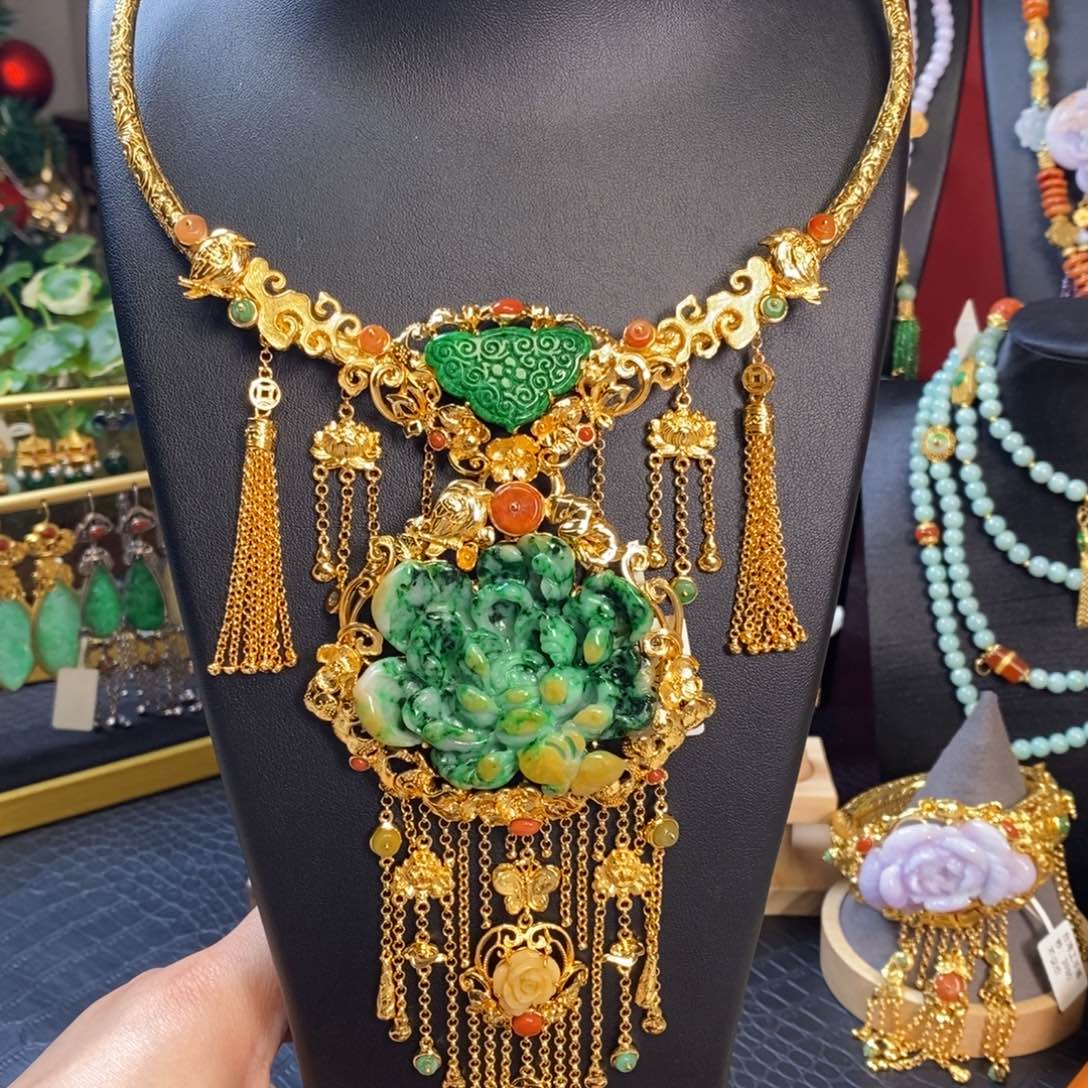 翡翠颈饰银S925镀金镶嵌王****亮套装 福利