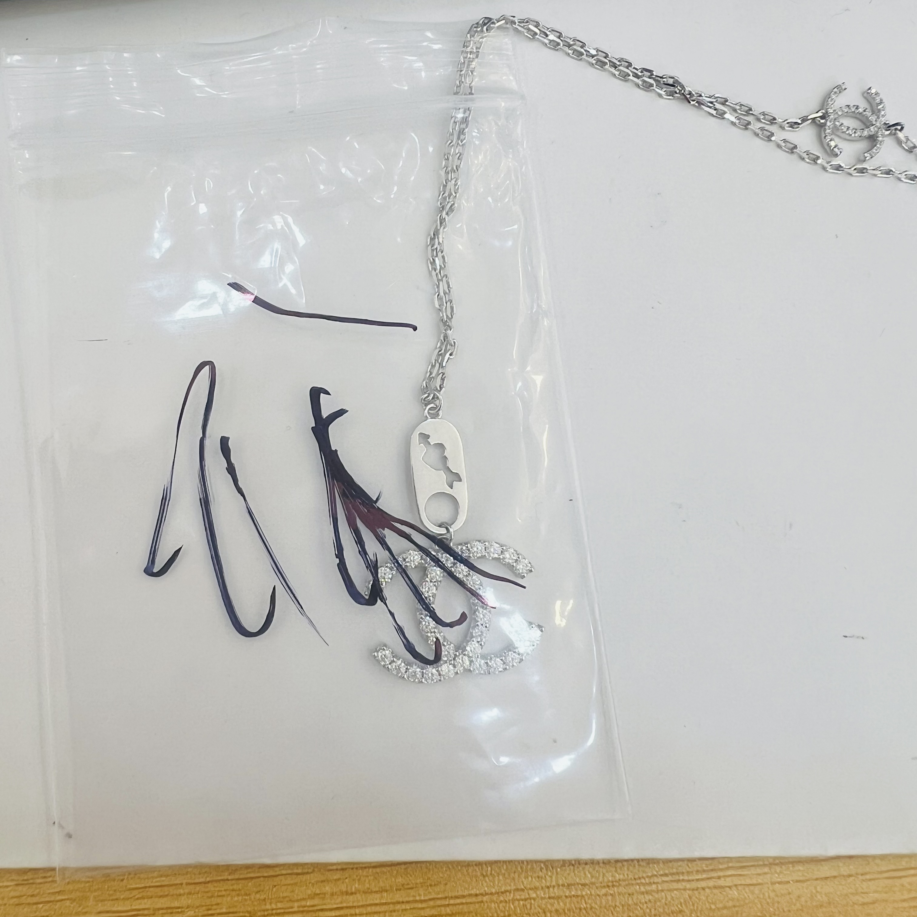 c字母铂金项链 pt950项链