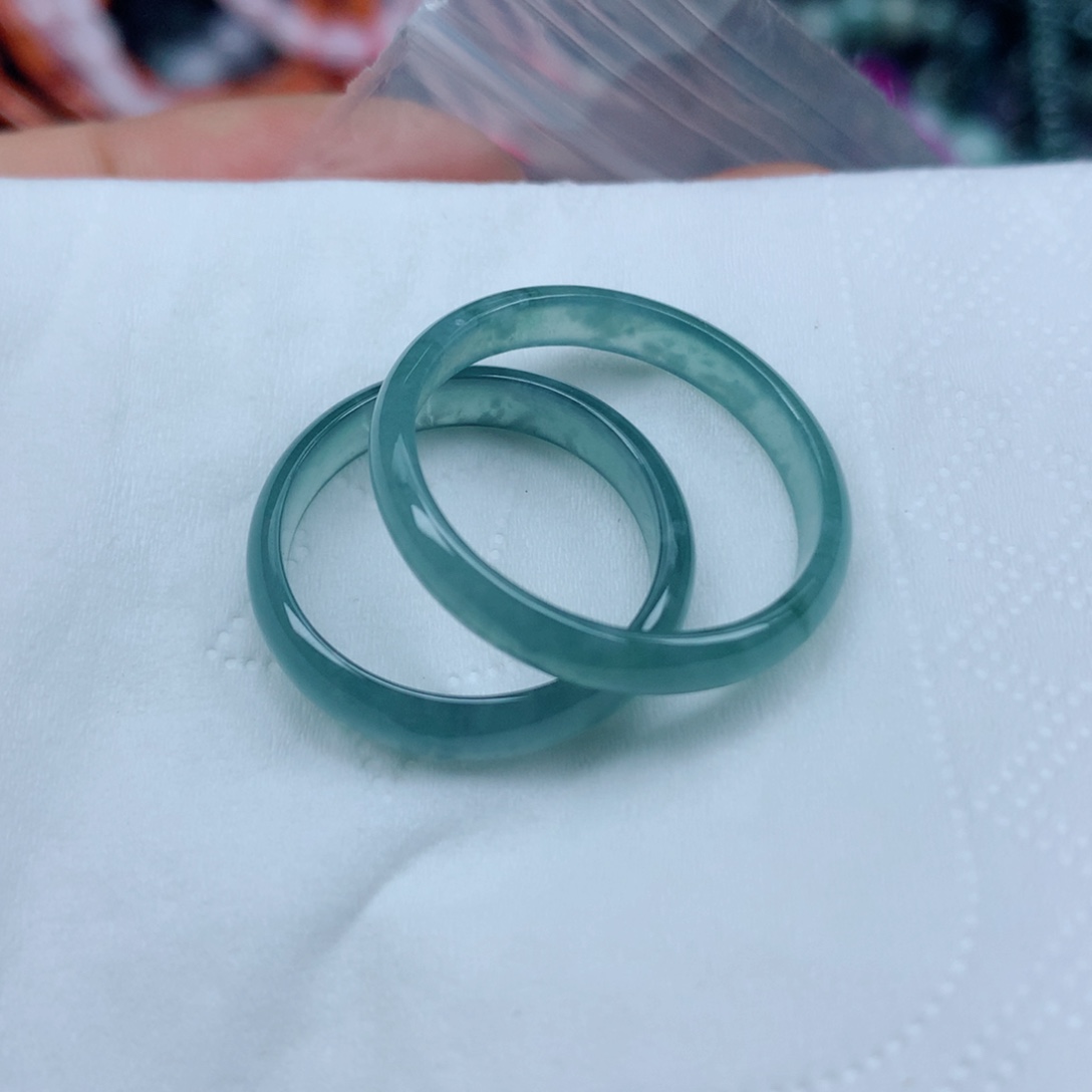 翡翠未镶嵌颈饰珠子3