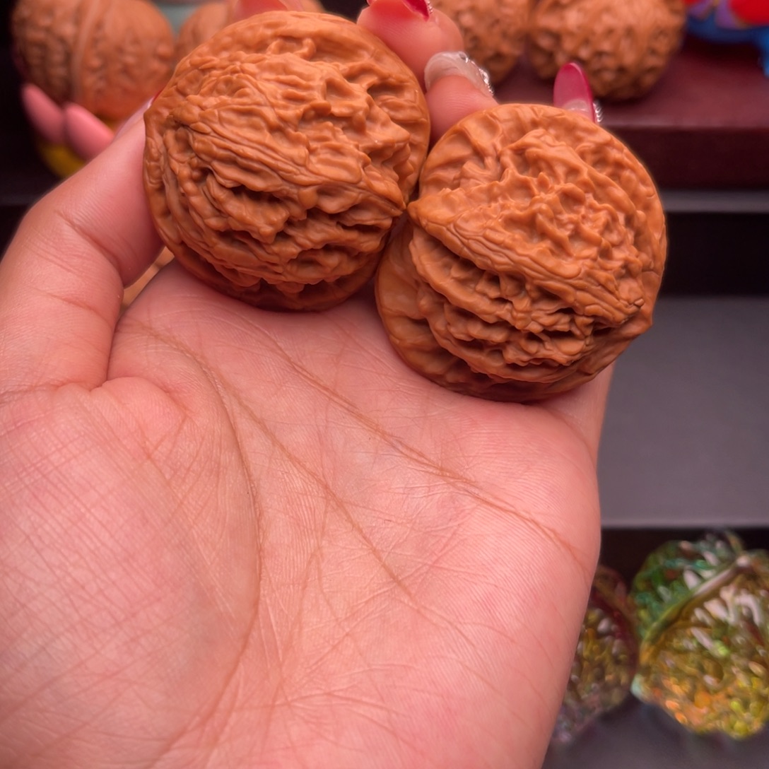 文玩核桃把件玉华宫019