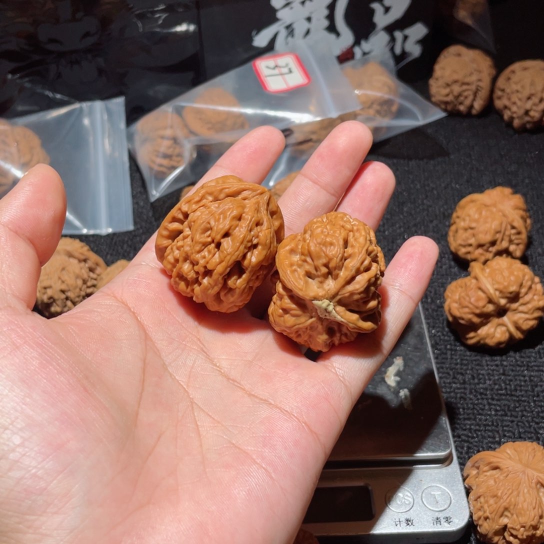 桃核把件渣*36红莲56845