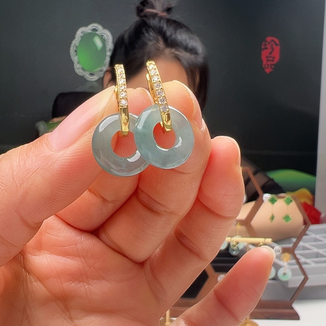 银S925镶嵌翡翠耳饰火**说