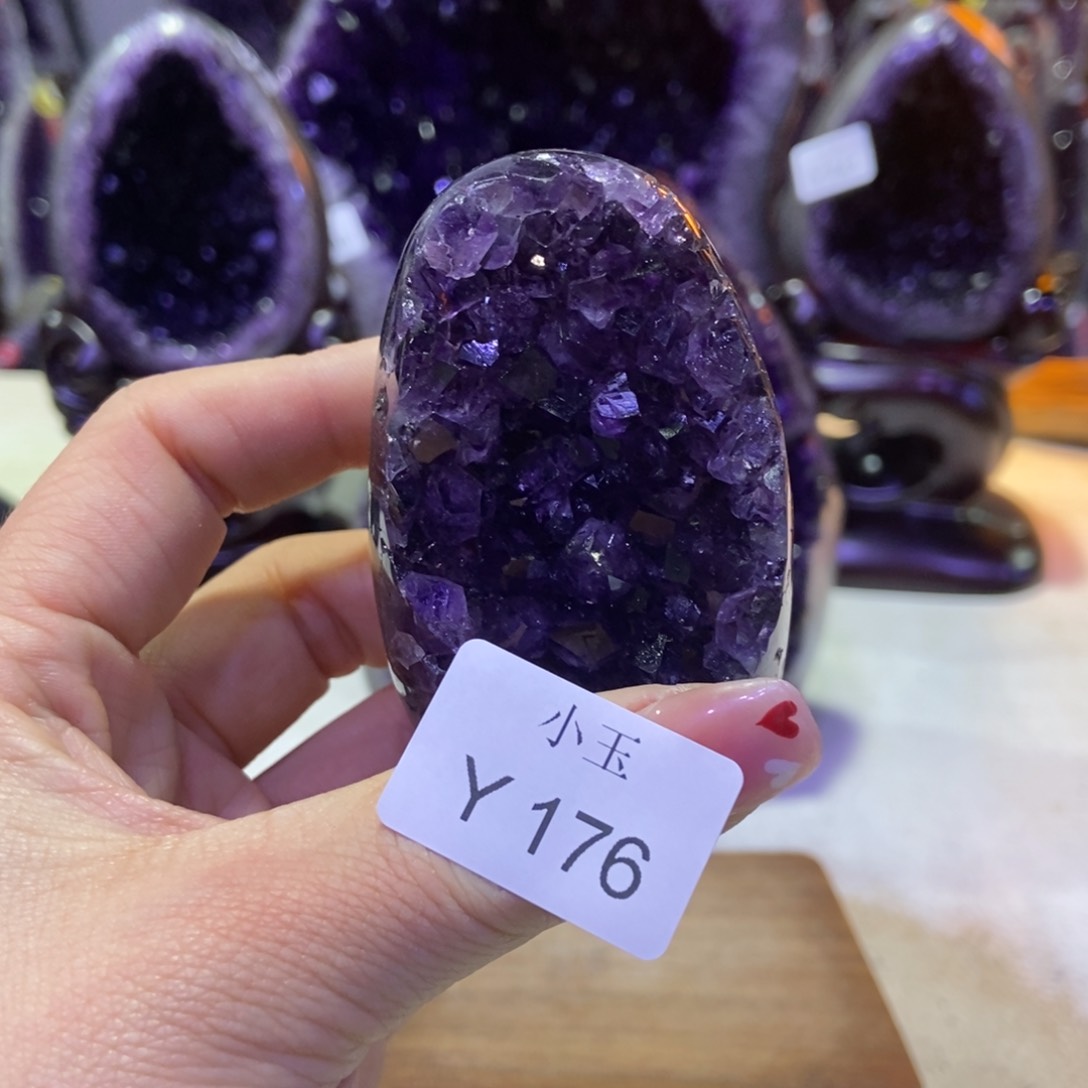 水晶摆件未镶嵌摆件