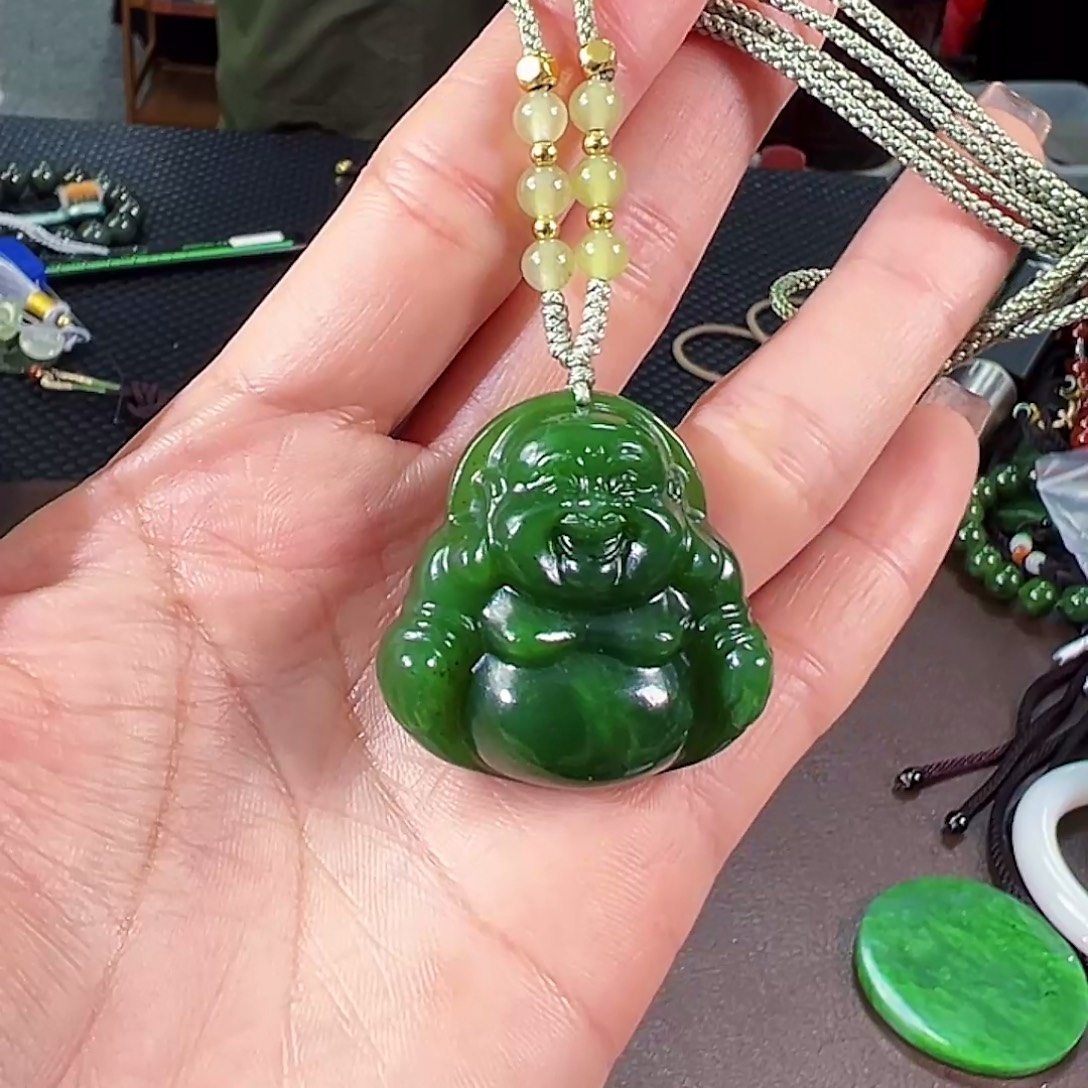 和田玉（碧玉）未镶嵌颈饰