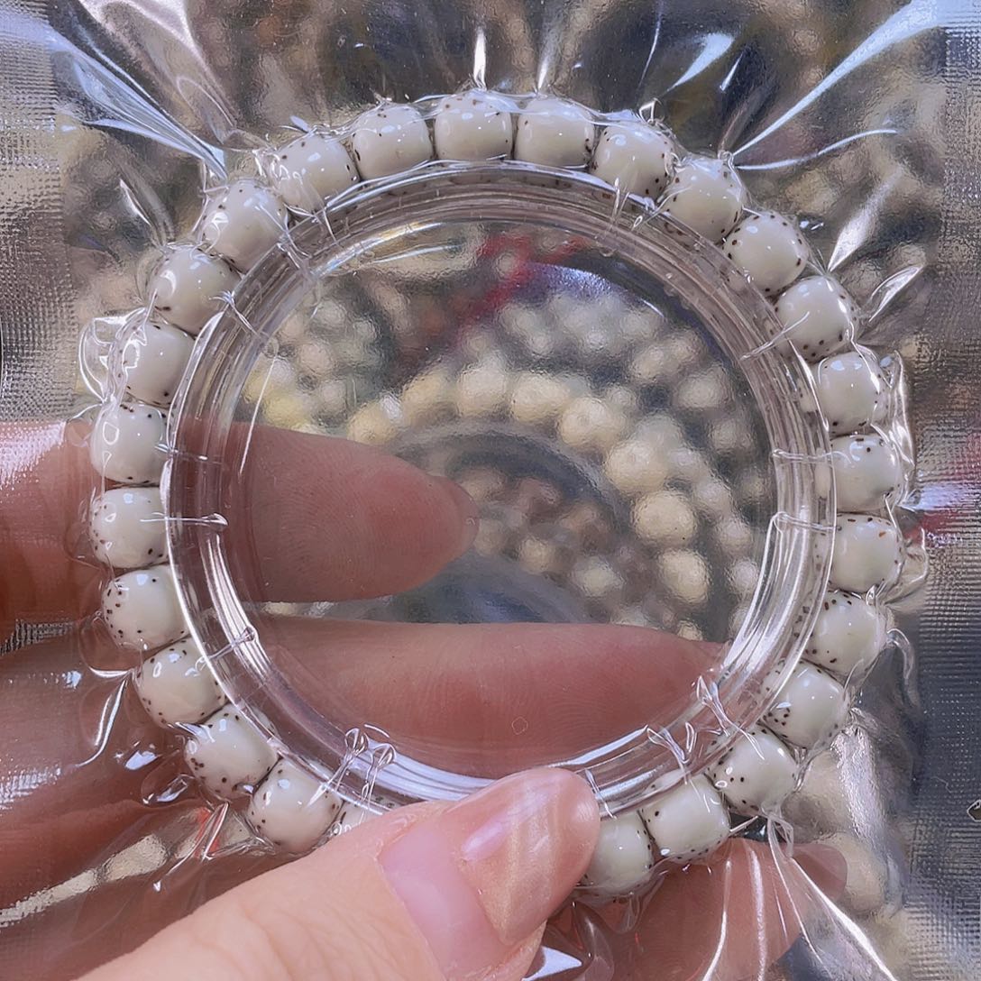 星月菩提手串T****?糯冰河豚8*7