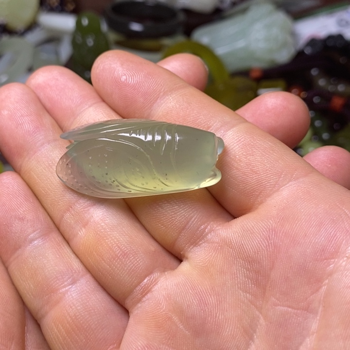 岫玉岫玉颈饰未镶嵌