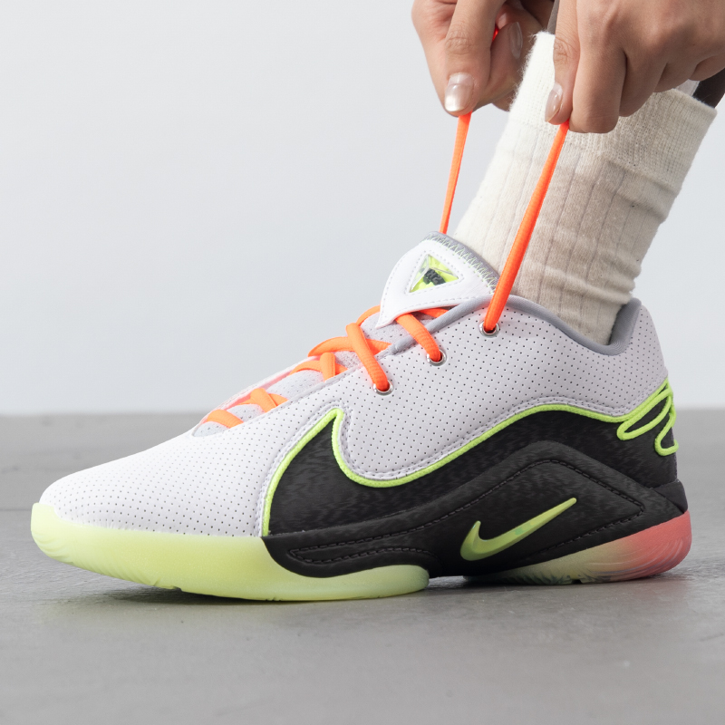 【詹姆斯中国行】Nike耐克大童鞋篮球鞋LEBRON XXII WH运动鞋IB2741