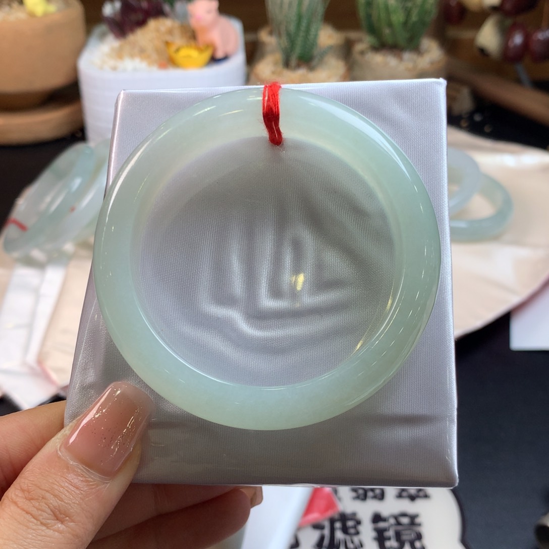 翡翠未镶嵌手镯55圈口