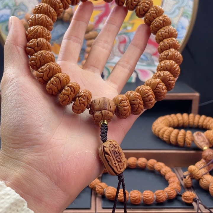 桃核手串重****司龙桃核大肠