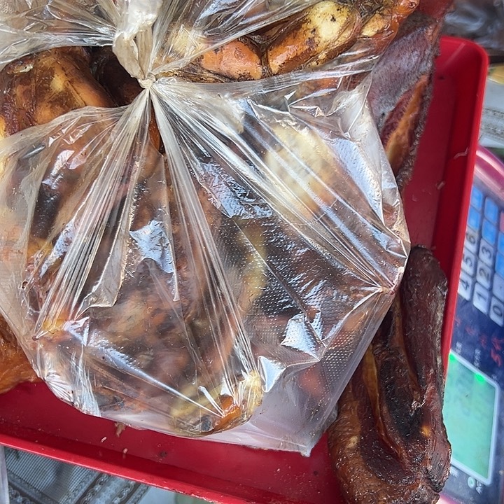 花***花四季豆2.5斤中国大陆代购五花肉+牛蛙2斤