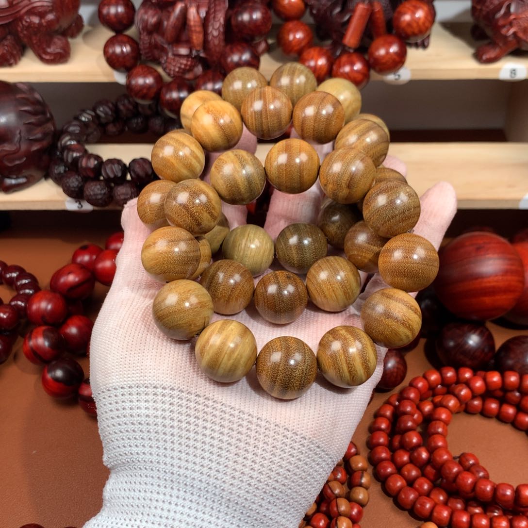 木2.0精工横纹满鱼子纹-阿根廷绿檀