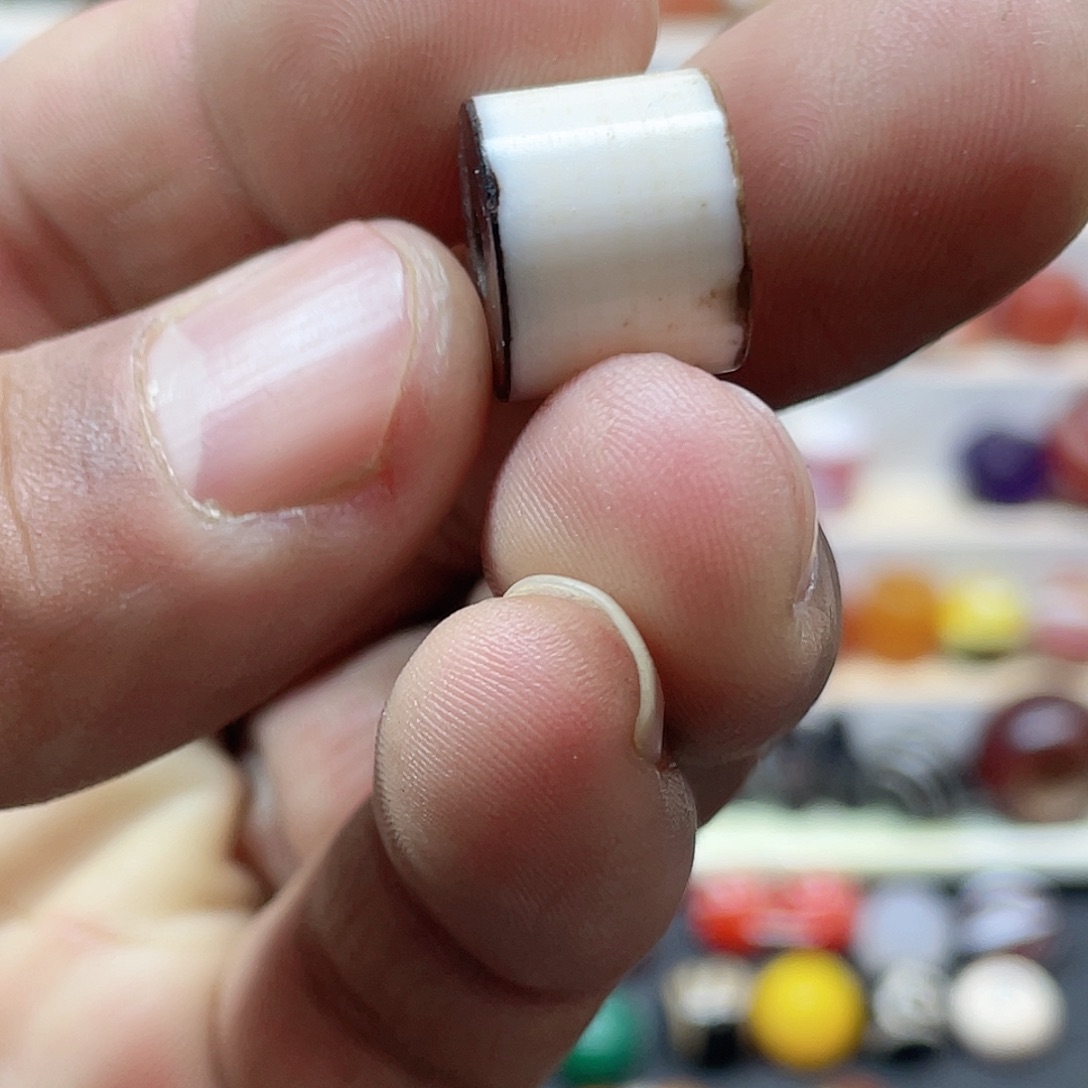 玛瑙/玉髓珠子未镶嵌?