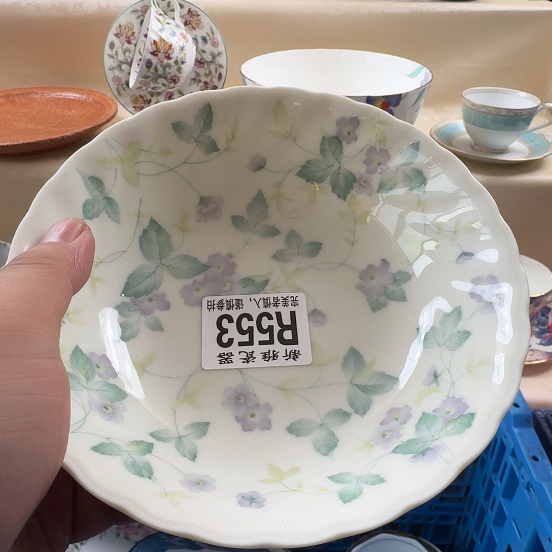 张***平瓷片553。          我
