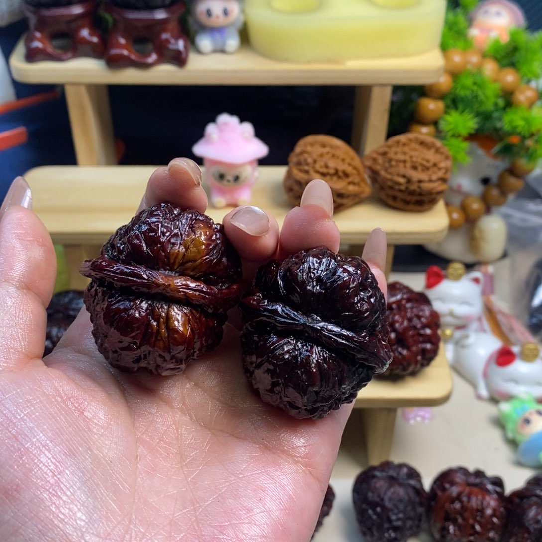 文玩核桃吊坠七彩大蛙饼40