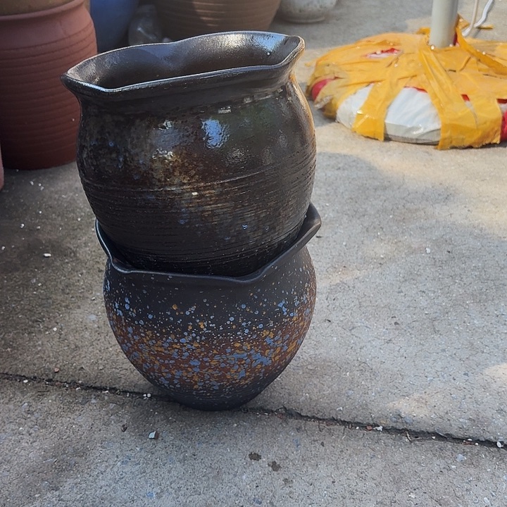 口19高19两个盆子。 