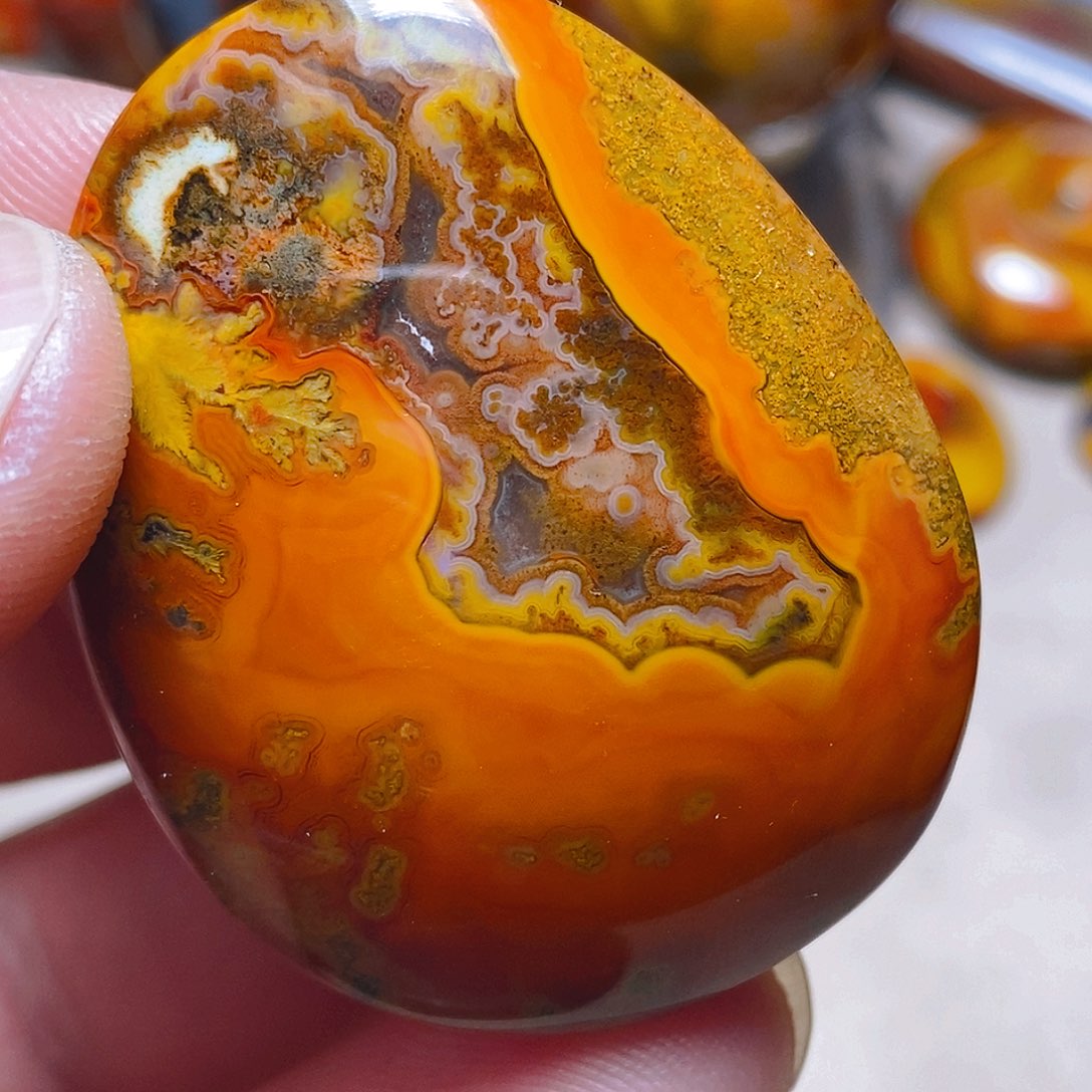 未镶嵌颈饰玛瑙/玉髓用****8