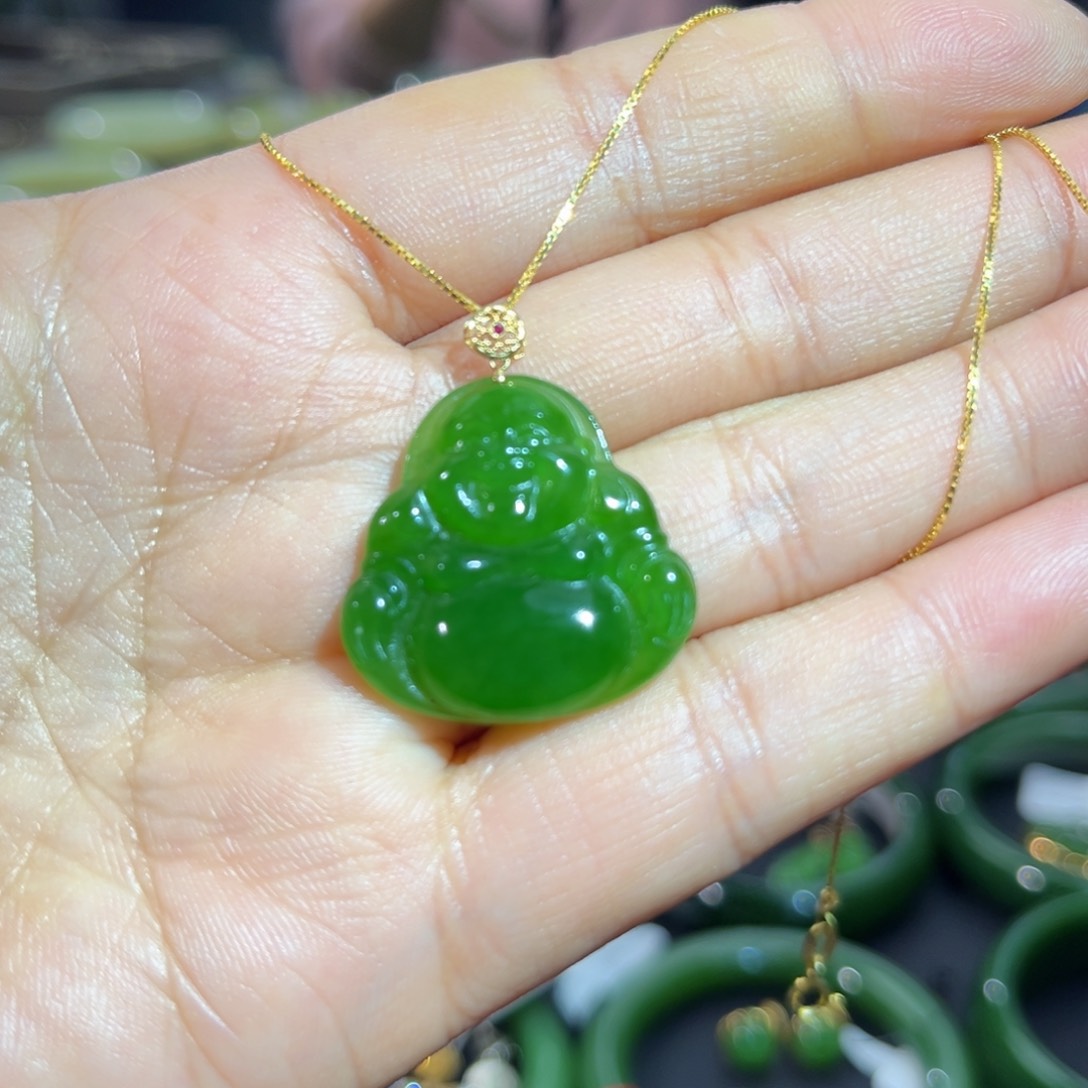 和田玉（碧玉）吊坠(不含链)18K金镶嵌
