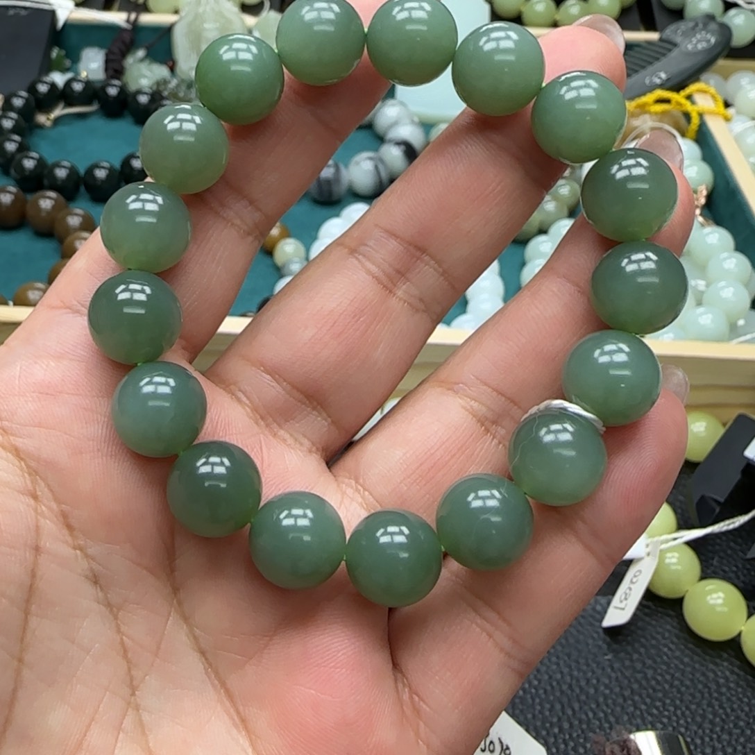 和田玉未镶嵌手链12