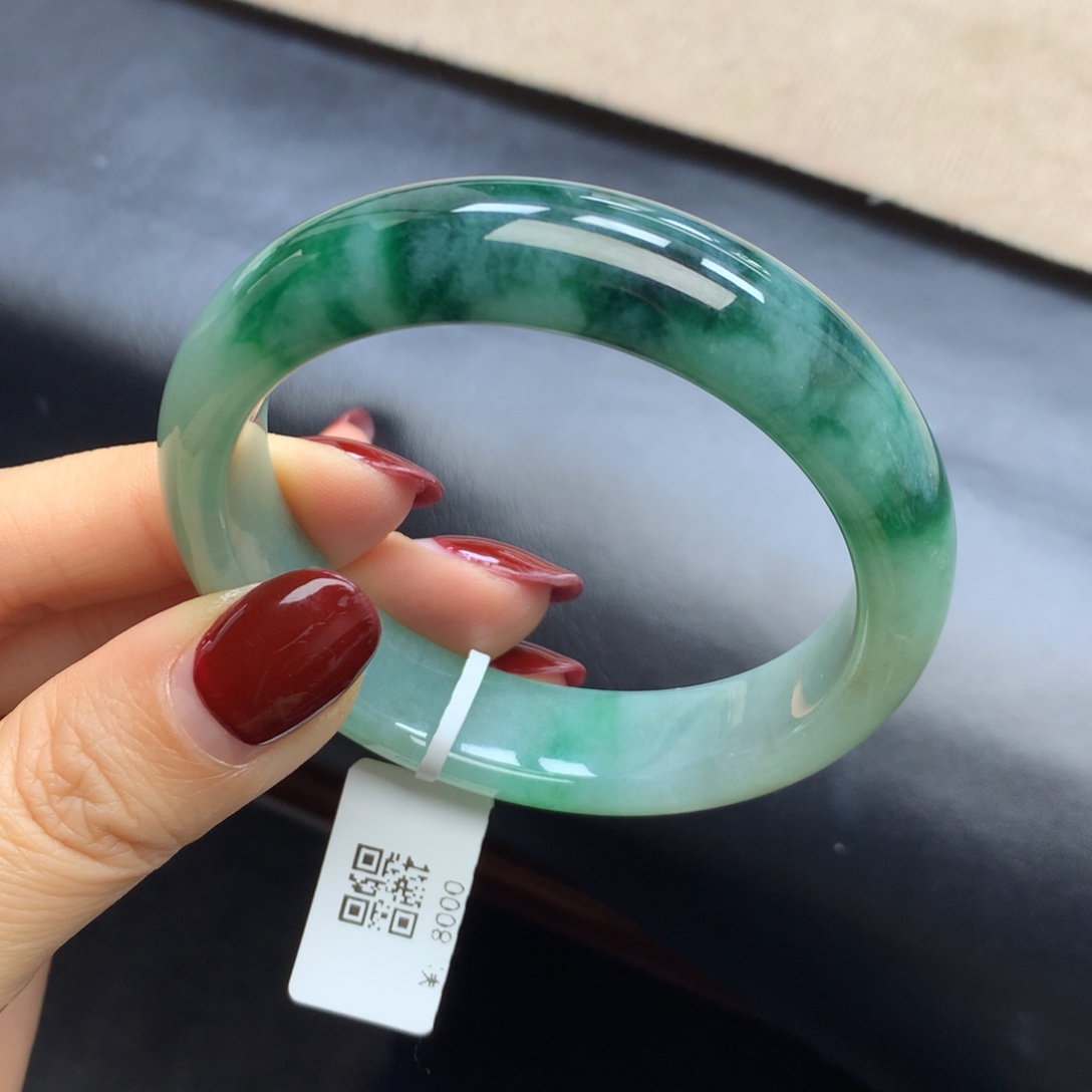 翡翠未镶嵌手镯飘花