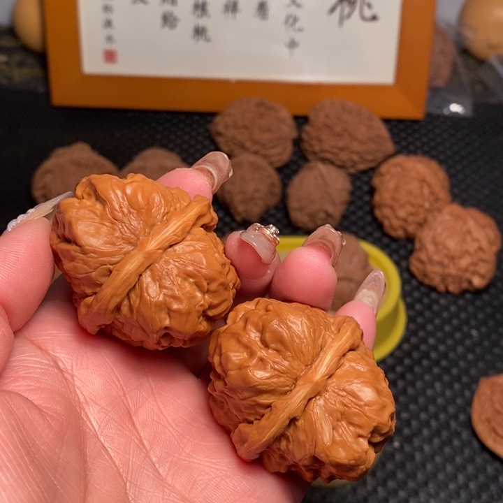 文玩核桃把件44肚蛤蟆头