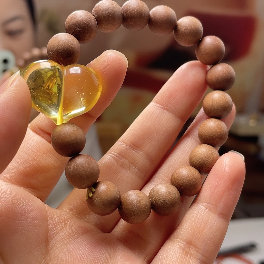 蜜蜡未镶嵌裸石手串