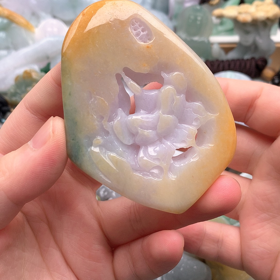 吊坠(不含链)未镶嵌翡翠