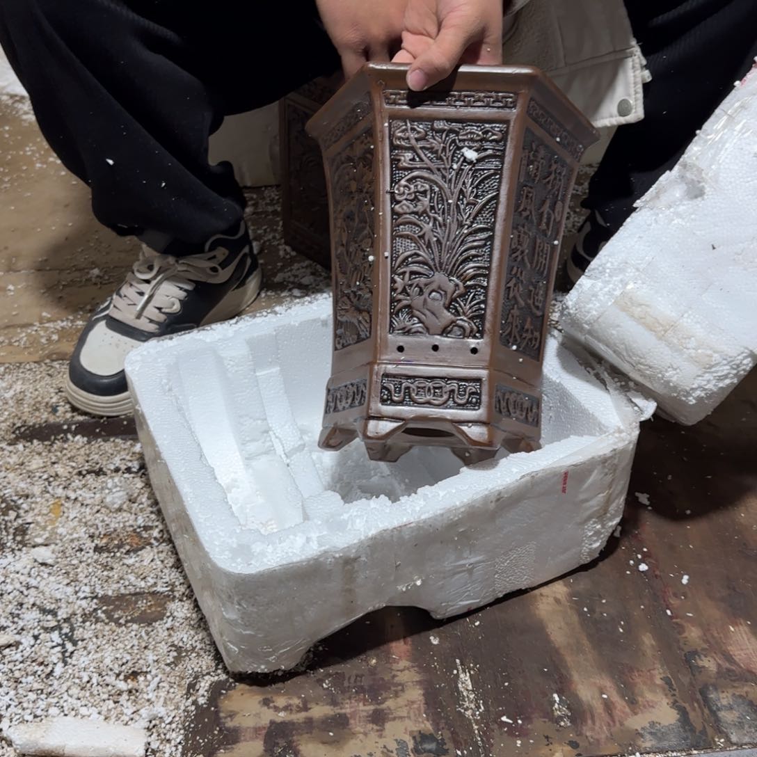 紫砂花盆瑕疵和瑕疵