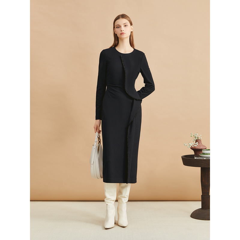 YINER音儿2024冬季新款优雅气质黑色修身长袖连衣裙8C34505010