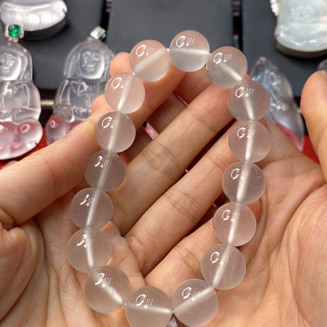 馬***車石英质玉未镶嵌吊坠