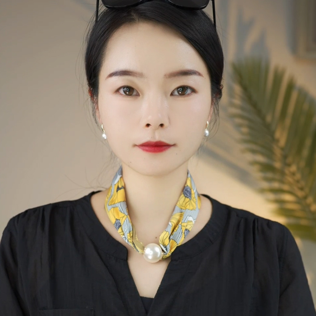 2025新品摩登时尚织锦缎丝巾套装度假风服饰百搭夏季薄款气质网红