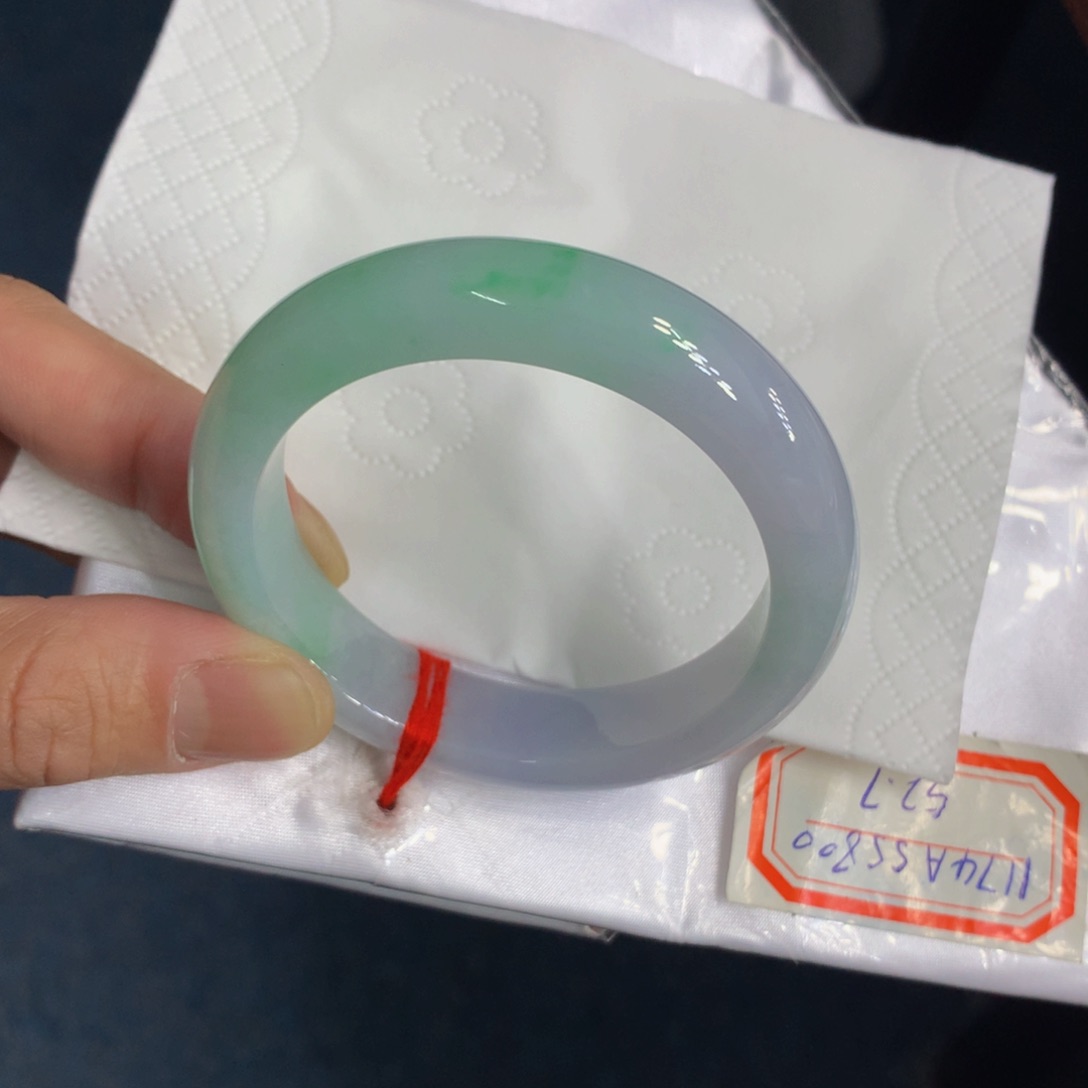 翡翠手镯未镶嵌朱*翡翠