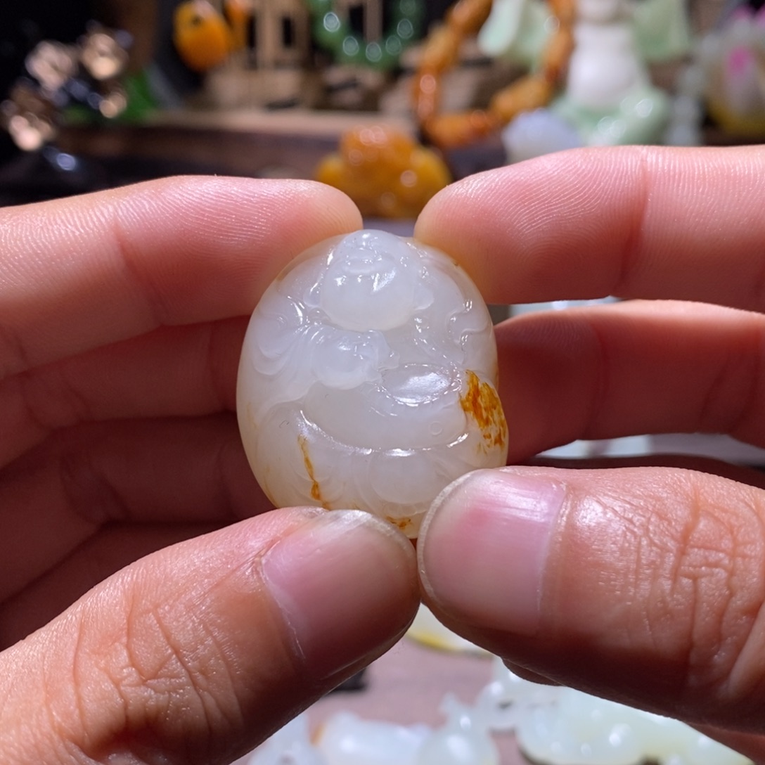 ****顶和田玉未镶嵌车挂