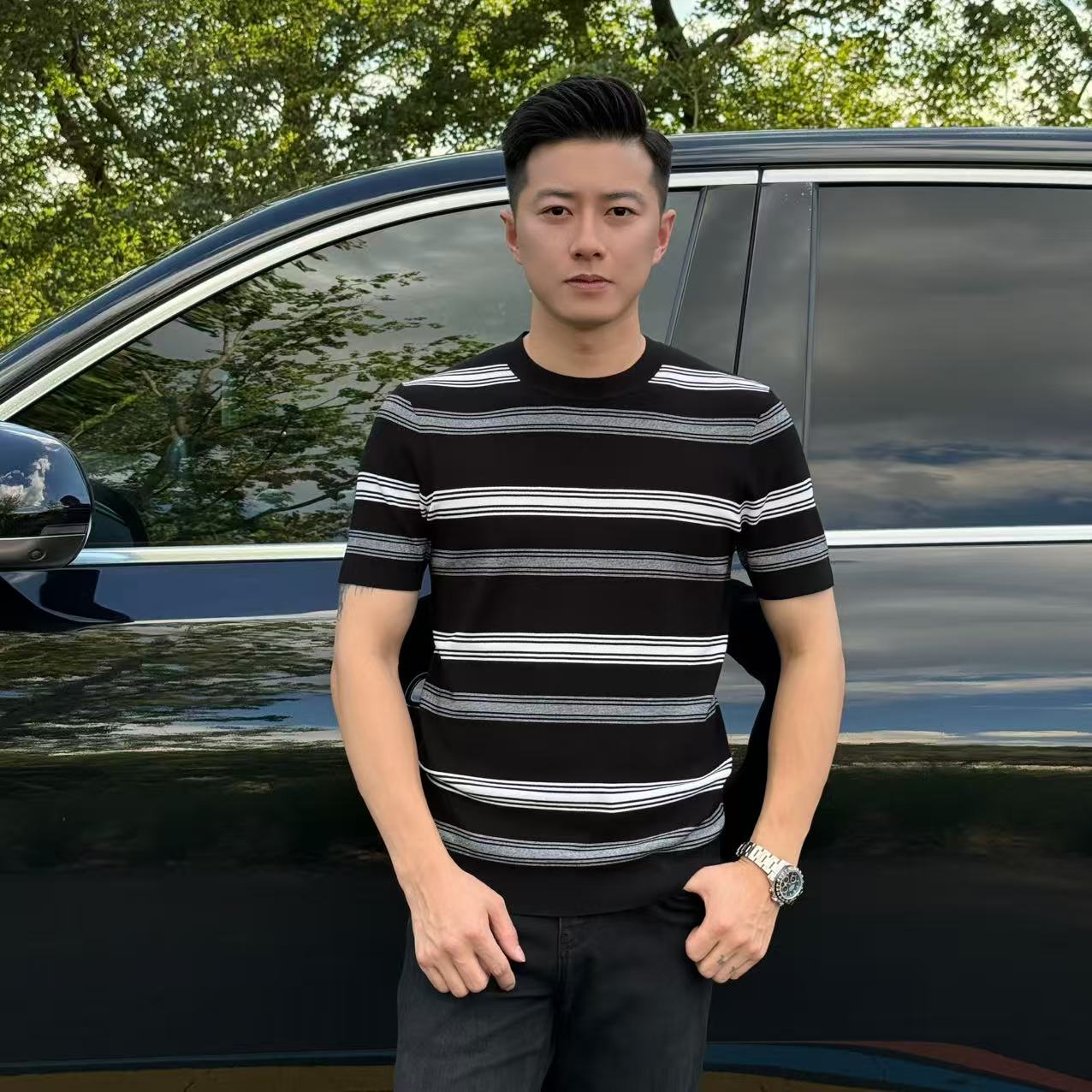 小杰L-jie 男士早秋气质修身黑白条纹针织圆领T恤（0002）
