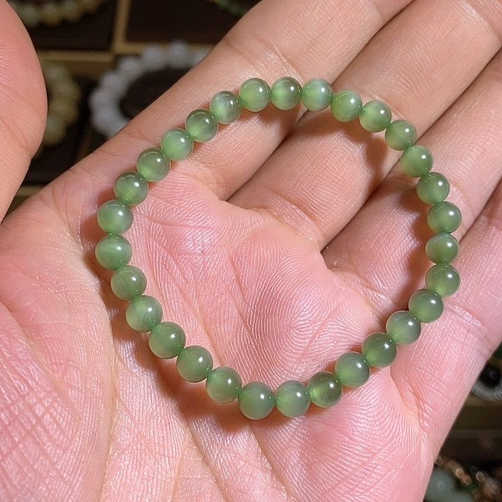 【闪购商品】未镶嵌手串和田玉（碧玉）岁*