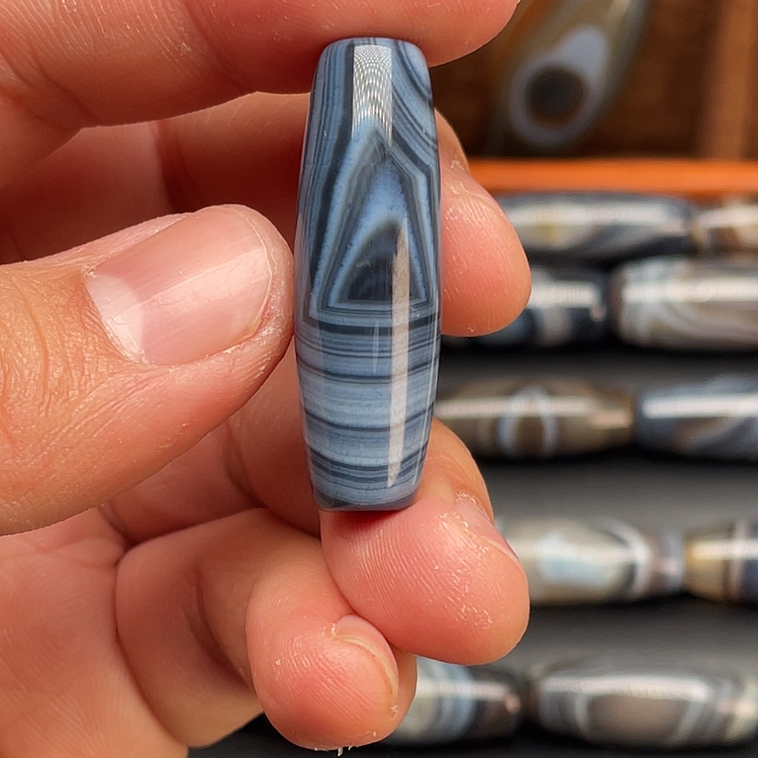 东***郎玛瑙/玉髓未镶嵌颈饰