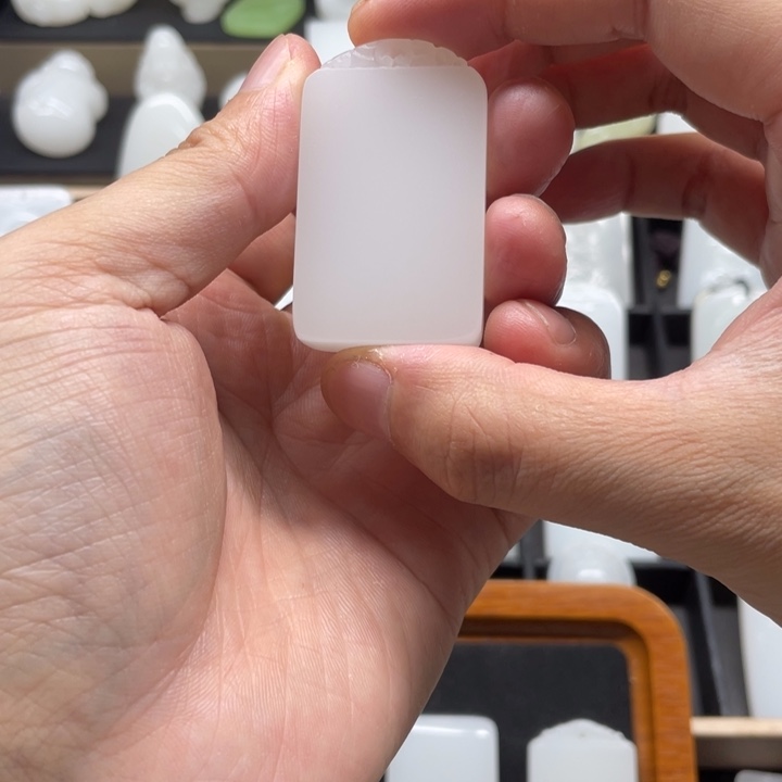 U***r砖雕35女款双面牌Ii子