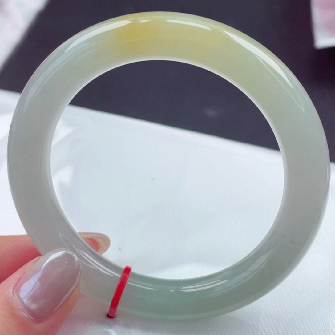 翡翠未镶嵌手镯55.5圆条