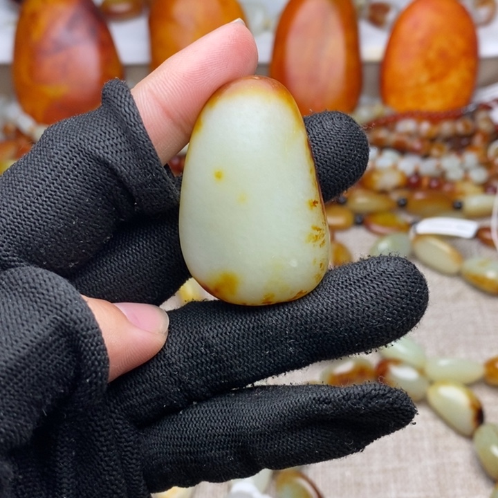 武***贸和田玉未镶嵌手链