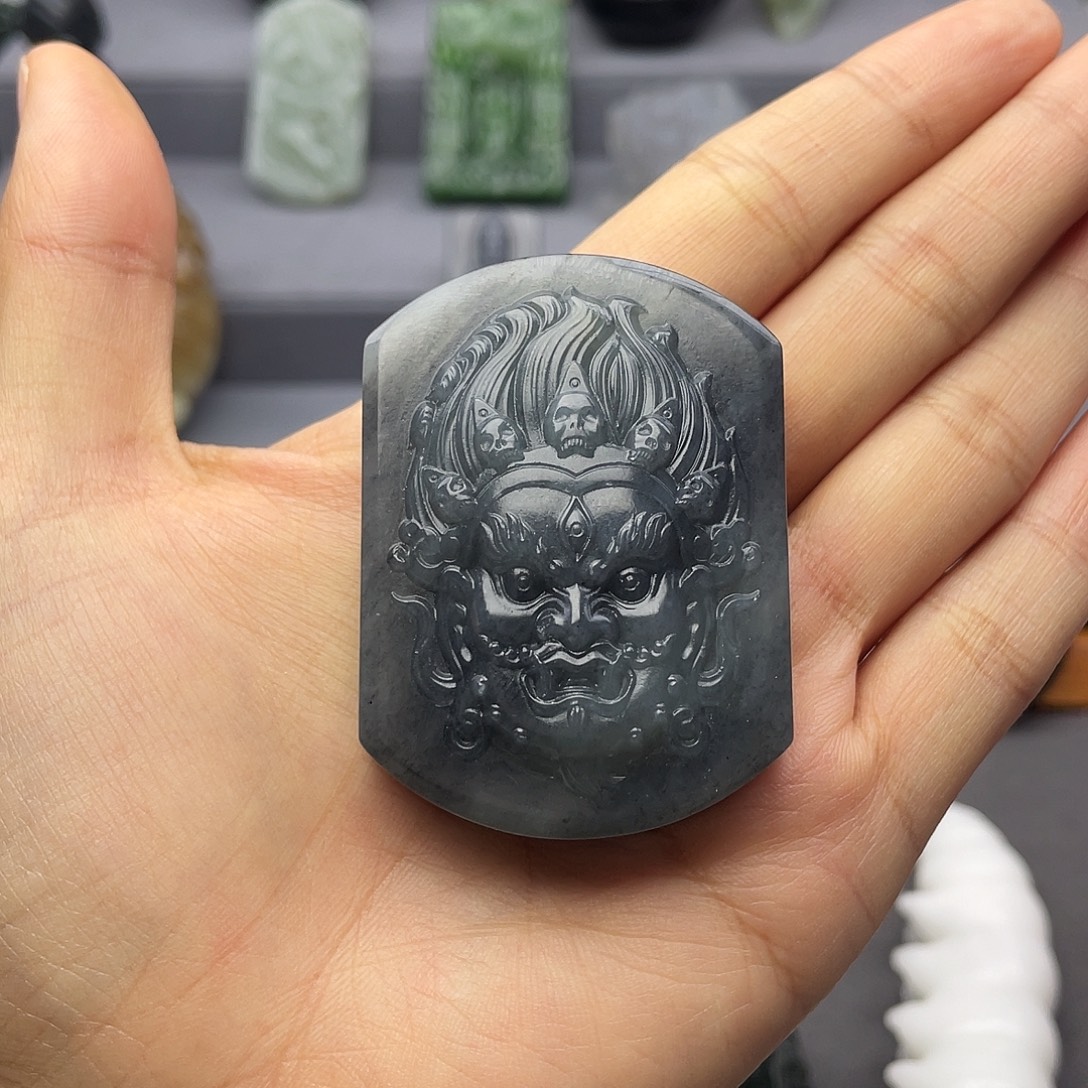 天***️和田玉未镶嵌颈饰