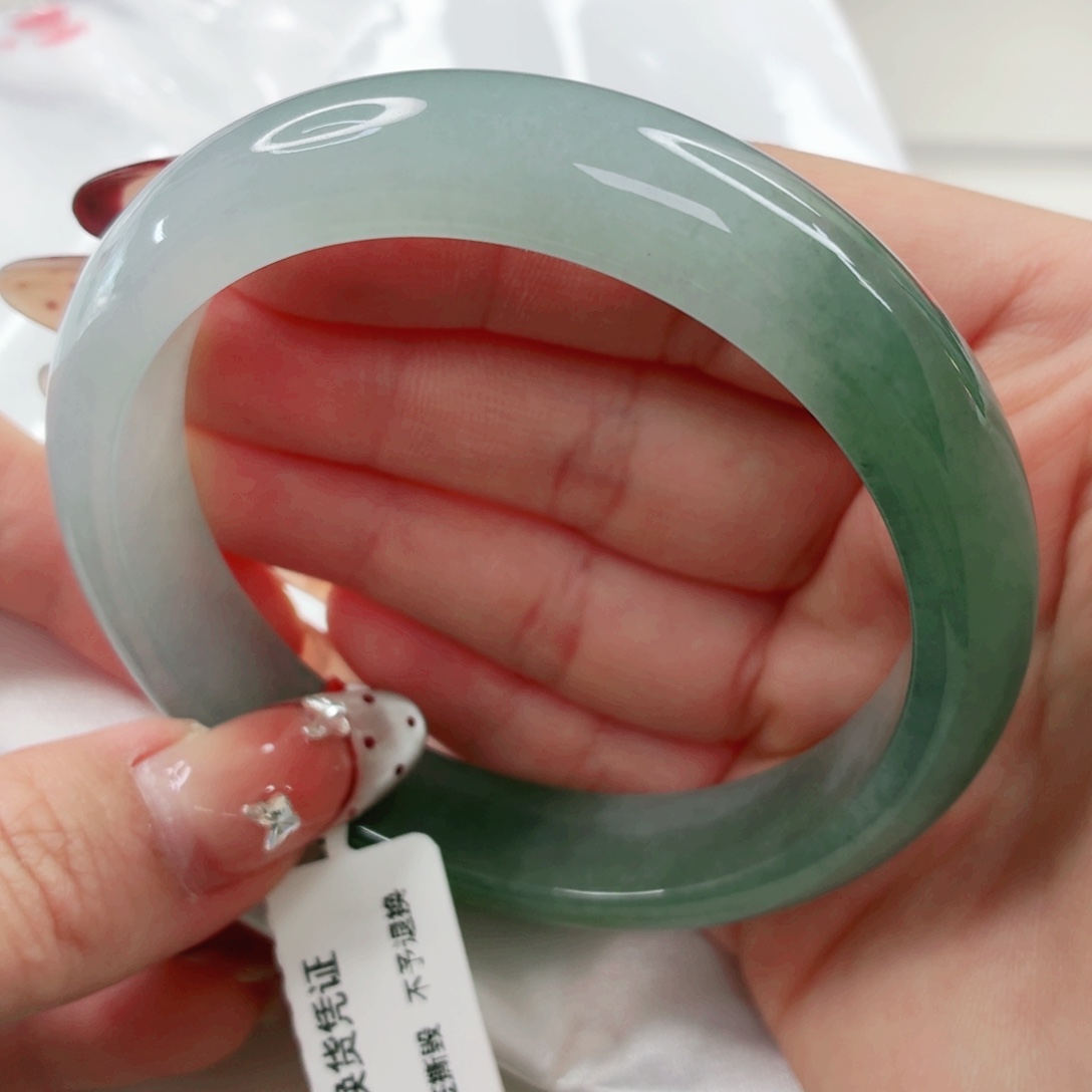 翡翠未镶嵌手镯60.7x197