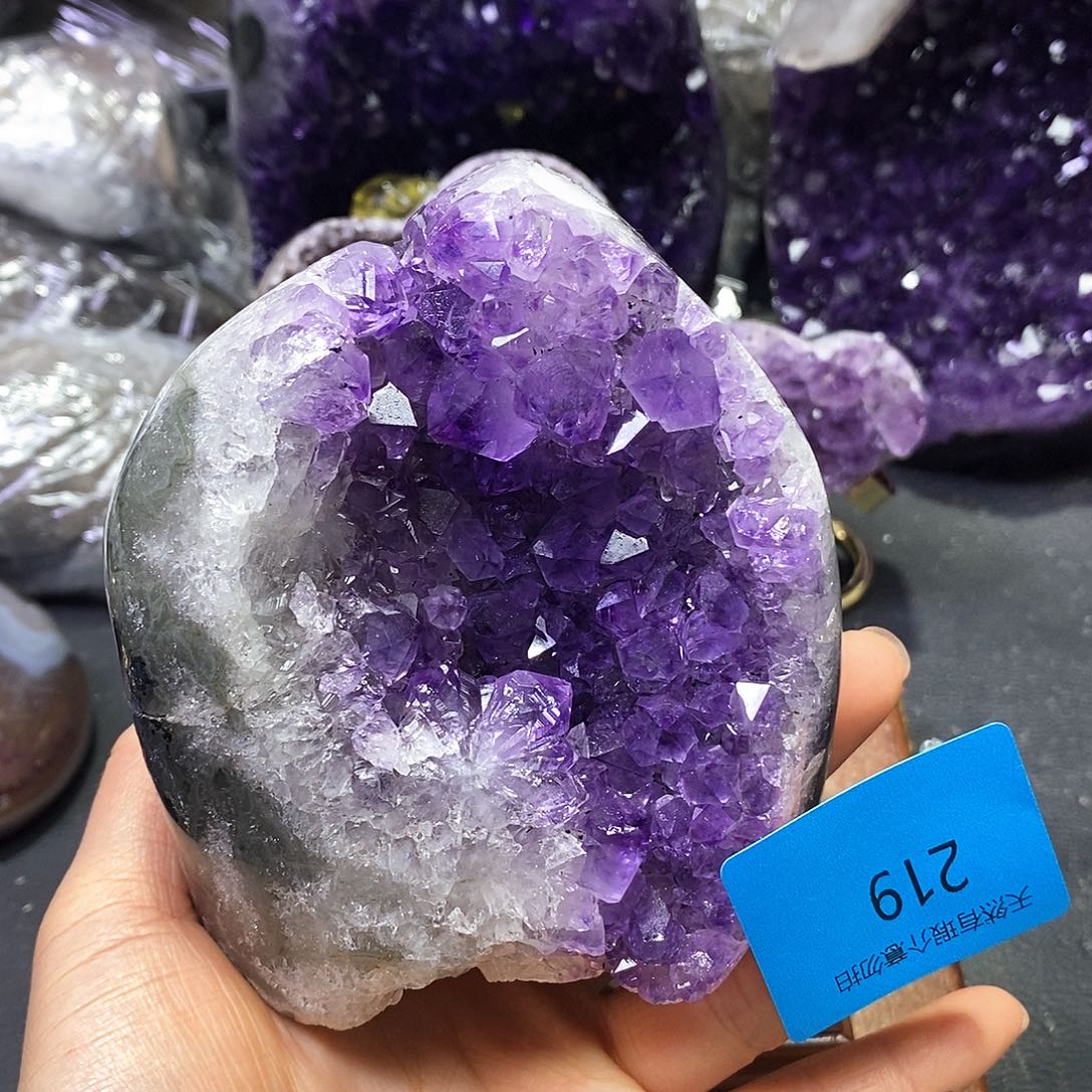 水晶大型摆件（非配饰）未镶嵌