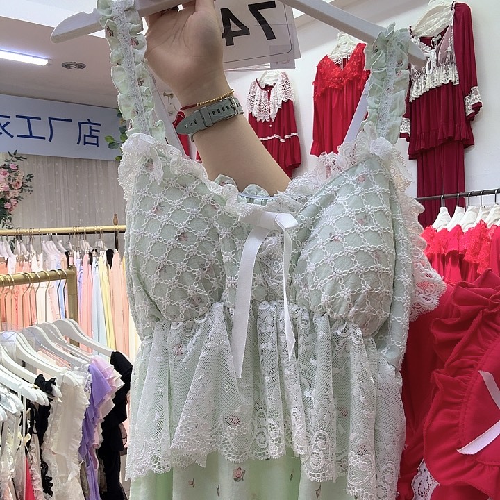 三醋酯纤维吊带睡裙